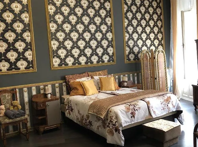Secession Luxury